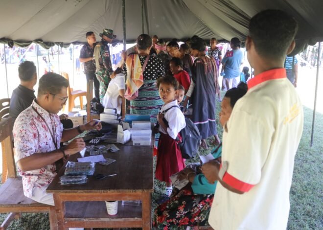 Penutupan Satgas TMMD Kodim 1605/Belu Diwarnai Aksi Sosial Pengobatan Gratis untuk Warga Perbatasan
