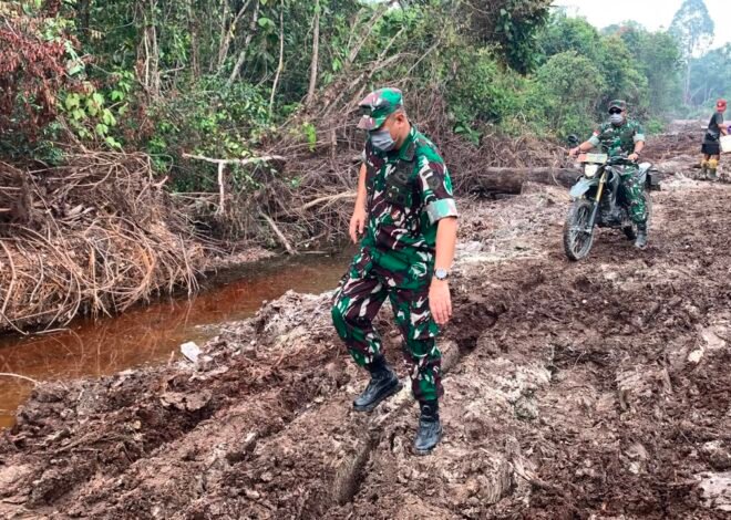 Pada Penutupan TMMD, Irdam XII/Tanjungpura Tinjau Langsung Sasaran Fisik TMMD Regtas Ke-129 Kodim 1206/Putussibau