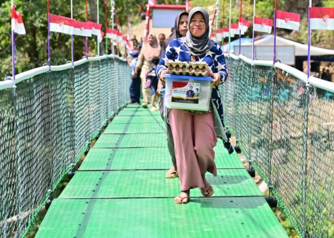 Setelah Lama Menanti, Warga Patukku Nikmati Jembatan Gantung Hasil TMMD Ke 129 Kodim Bone