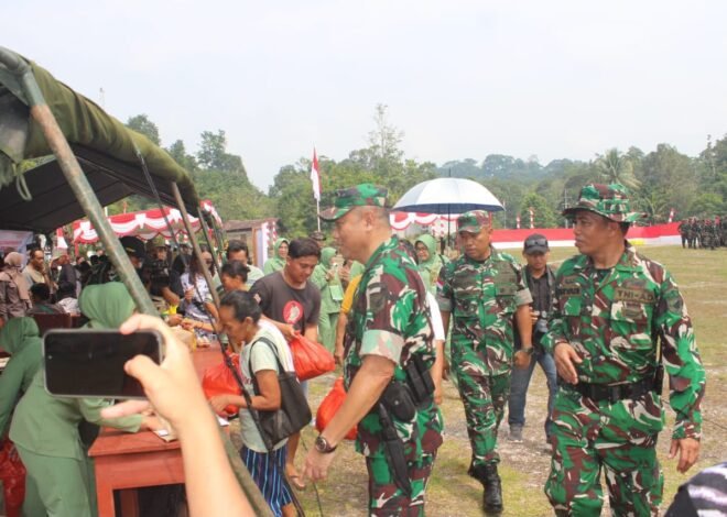 Bazar Murah Meriahkan Penutupan TMMD Regtas Ke-129 Kodim 1206/Putussibau di Lapangan Bola Apan