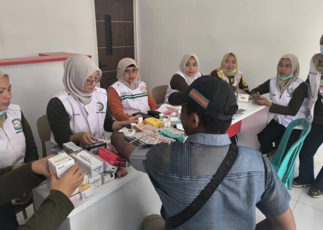 Penutupan TMMD 129 Bojonegoro Diwarnai dengan Layanan Kesehatan Gratis