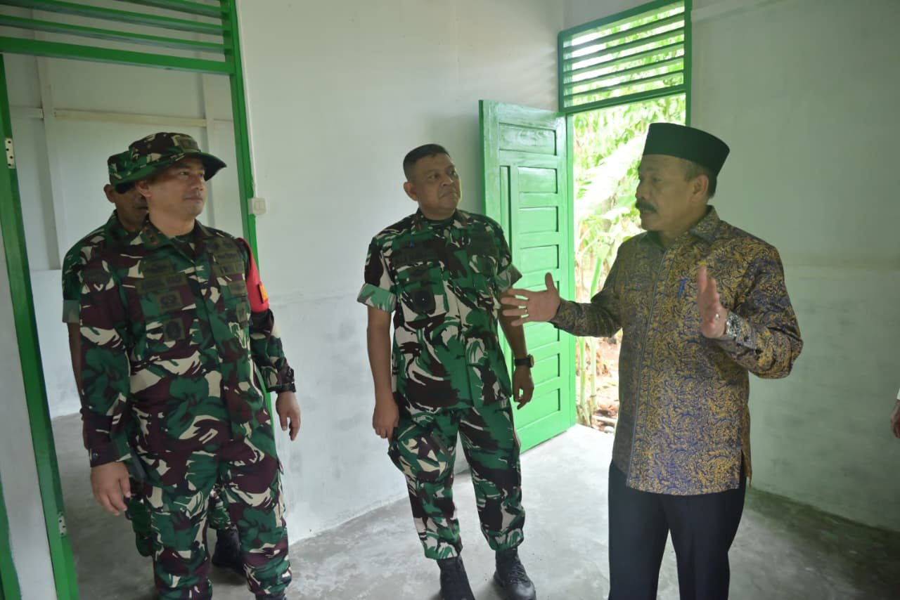 Lima Rumah Tak Layak Huni Disulap Jadi Hunian Layak, Danrem 011/Lilawangsa Tinjau Hasil TMMD ke-129