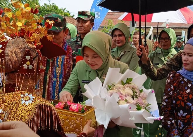 Ketua Persit KCK Dampingi Pangdam II/Sriwijaya Tutup TMMD ke-129 di Desa Deniang