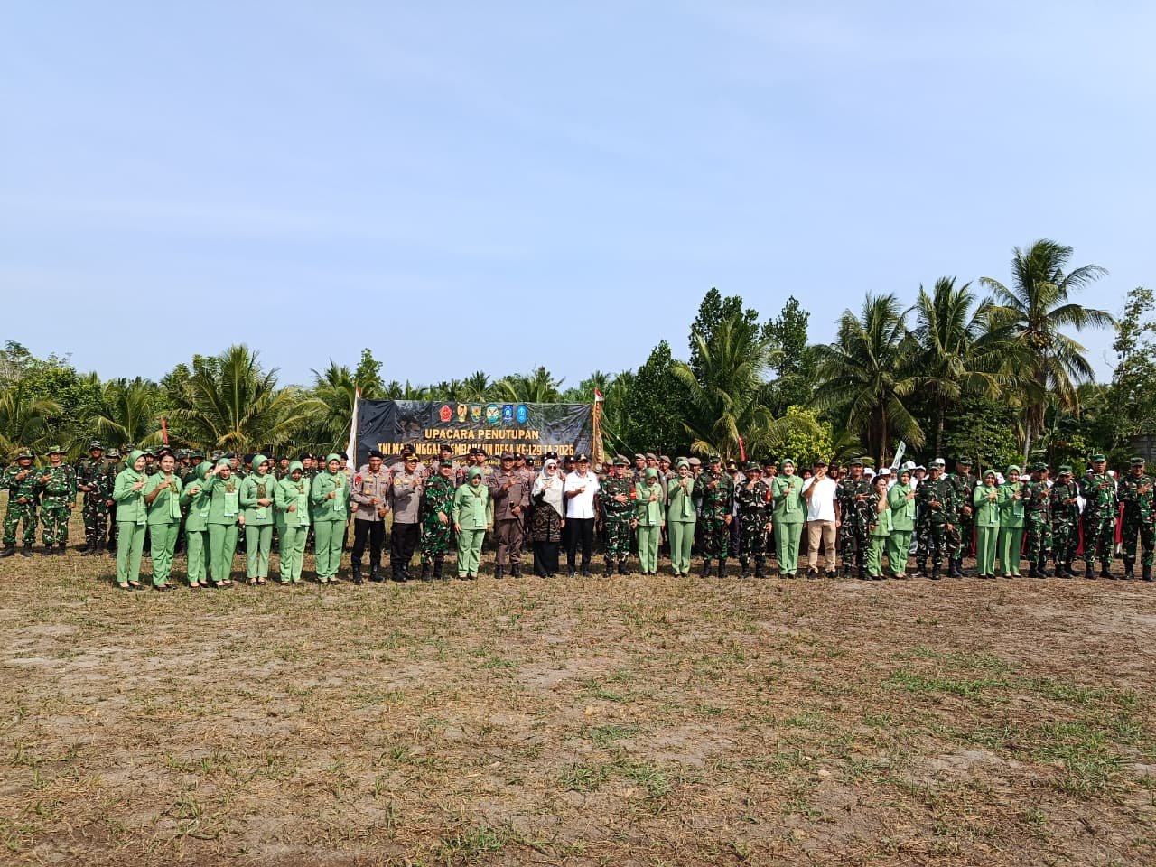 Pangdam II/Sriwijaya Resmi Tutup TMMD ke-129 di Desa Deniang, Sinergi TNI dan Rakyat untuk Kesejahteraan Masyarakat