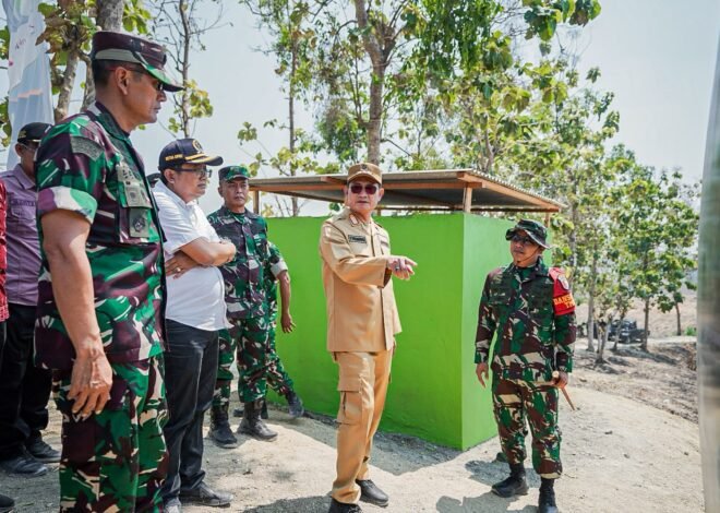 Tinjau Langsung Tandon Air Bersih Dusun Bakon, Kolonel Beny dan Bupati Lamongan Layangkan Apresiasi Setinggi-tingginya untuk Kinerja Dansatgas TMMD 129
