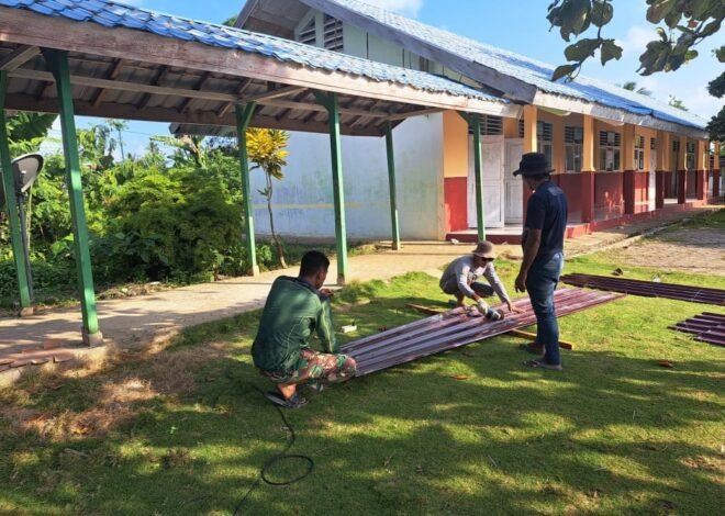 Atap SMP Negeri Umbele Dibongkar Satgas TMMD, Awali Proses Rehabilitasi Sekolah