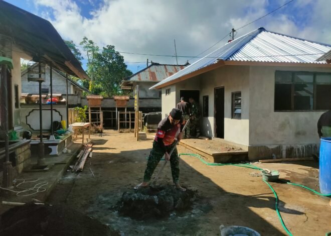 Rehabilitasi RTLH Ibu Nengah Madri Masuki Tahap Finishing, Satgas TMMD Ke-129 Kodim 1626/Bangli Pasang Keramik