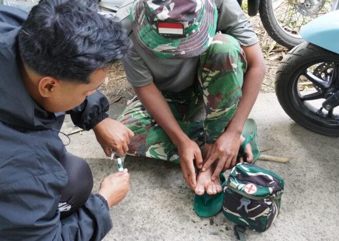Lecet Saat Bertugas, Anggota Satgas TMMD Ke-129 Bangli Langsung Mendapat Penanganan Medis