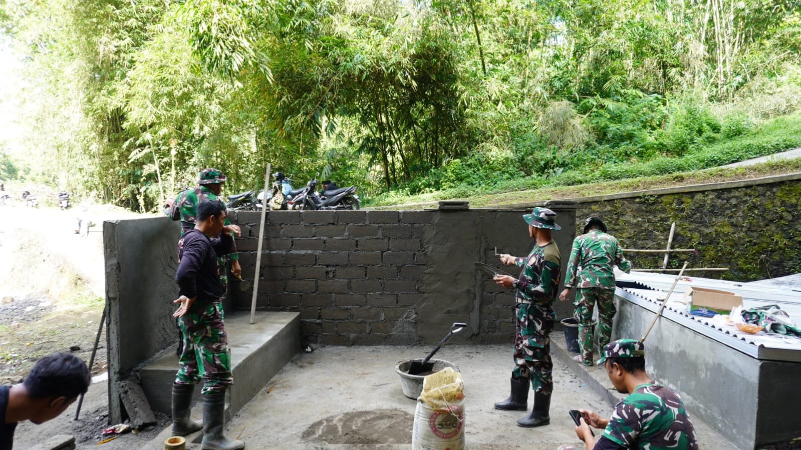 Pembangunan Bak Mandi TMMD Ke-129 Bangli Kian Dekati Rampung, Warga Segera Nikmati Sarana Air Bersih