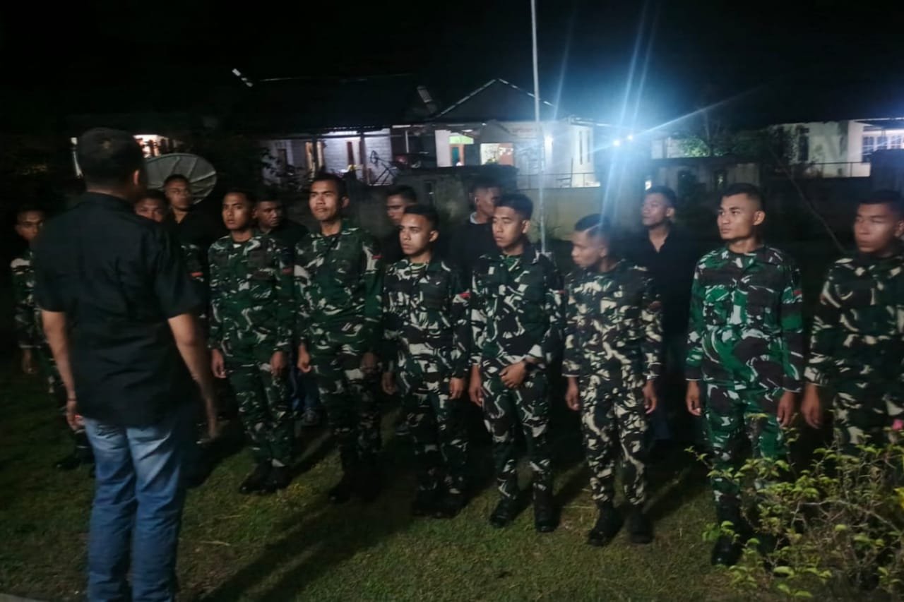Satgas TMMD 129 Belu Gelar Apel Malam untuk Jaga Disiplin