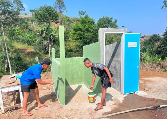 Satgas TMMD Ke-129 Kodim 0608/Cianjur Percepat Finishing MCK, Sanitasi Layak Segera Dinikmati Warga