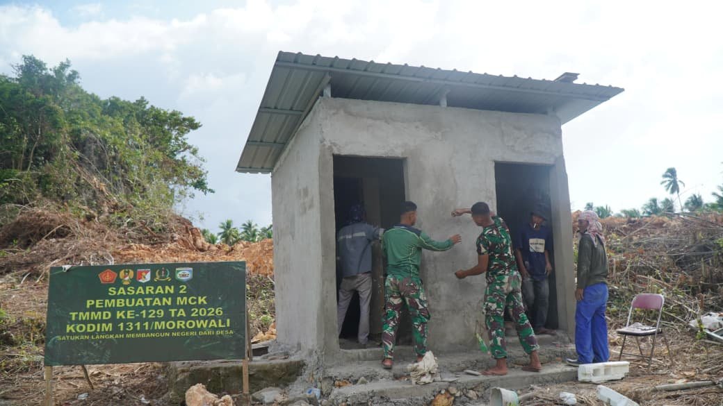 Pembangunan MCK Masjid Desa Polewali Berlanjut ke Tahap Pengacian Dinding