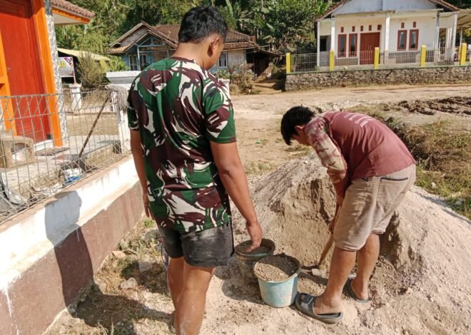 TMMD Ke-129 Kodim 0608/Cianjur Genjot Pemasangan Keramik Rumah Bapak Angga, Tahap Finishing Rutilahu Terus Dikebut