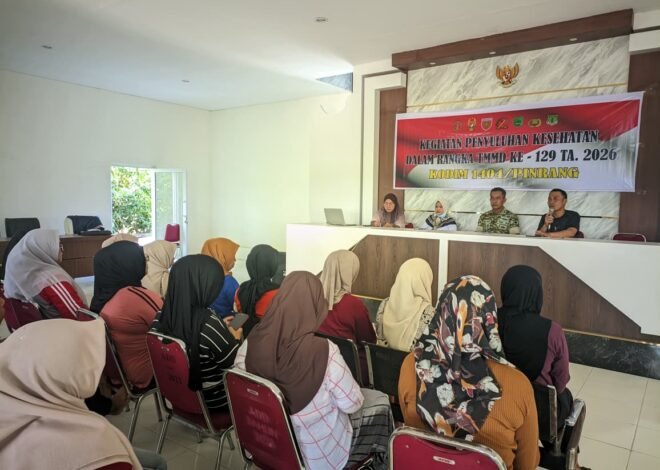 Tingkatkan Kesadaran Hidup Sehat, Satgas TMMD Ke-129 Kodim 1404/Pinrang Gelar Penyuluhan Kesehatan di Kantor Desa Tanratuo
