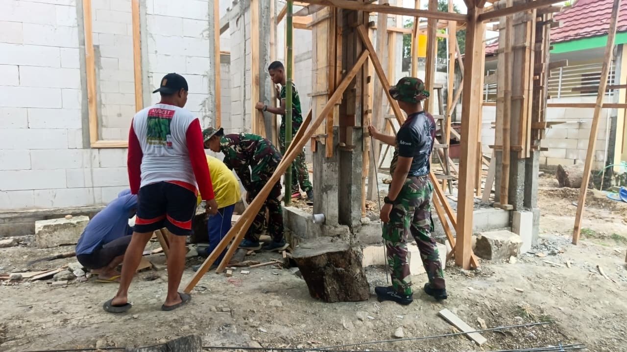 Sinergi Tanpa Lelah, Satgas TMMD 129 dan Warga Tlemang Bahu-Membahu Kebut Pembangunan Rutilahu