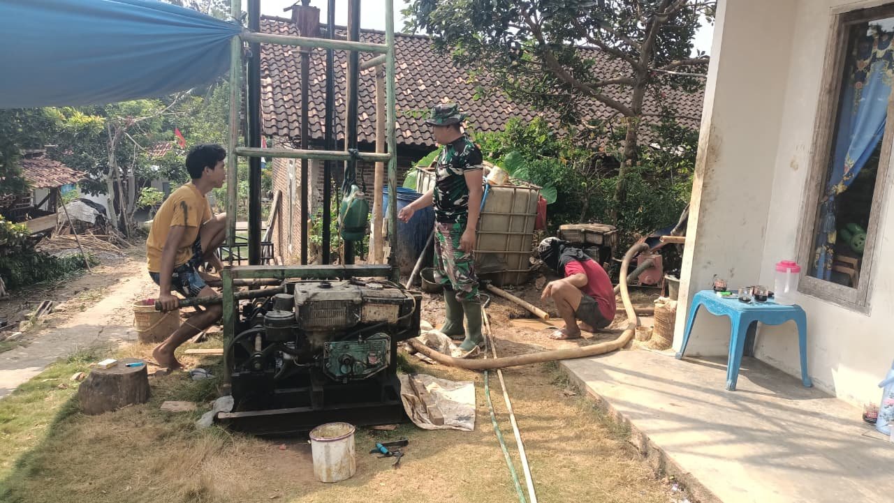 Satgas TMMD Terus Mengejar Kedalaman Sumur Bor Hingga 30 Meter