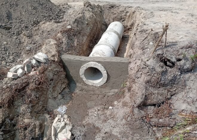 Satgas TMMD Ke-129 Kodim 0413/Bangka Perkuat Drainase Jalan Lewat Pemasangan Gorong-Gorong