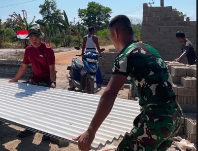 Satgas TMMD ke-129 Kodim 0413/Bangka Percepat Pos Kamling Jelang Penutupan