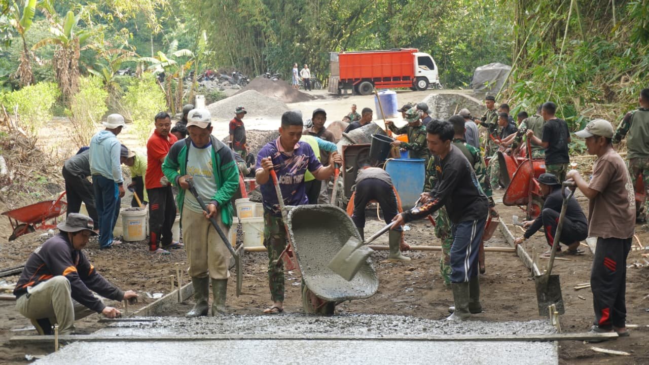 Tiga Mesin Molen Jaga Pasokan Adukan Beton Tetap Stabil Selama Pengecoran