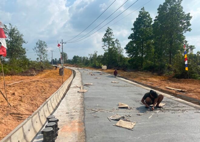 TMMD Ke-129 Percepat Pengerjaan Semenisasi Jalan Sepanjang 258 Meter, Progres Tembus 80 Persen