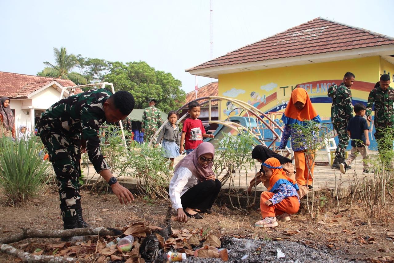 TMMD ke-129 Kodim 0412/LU: Bangun Infrastruktur Desa, dan Bina Karakter Anak Usia Dini.