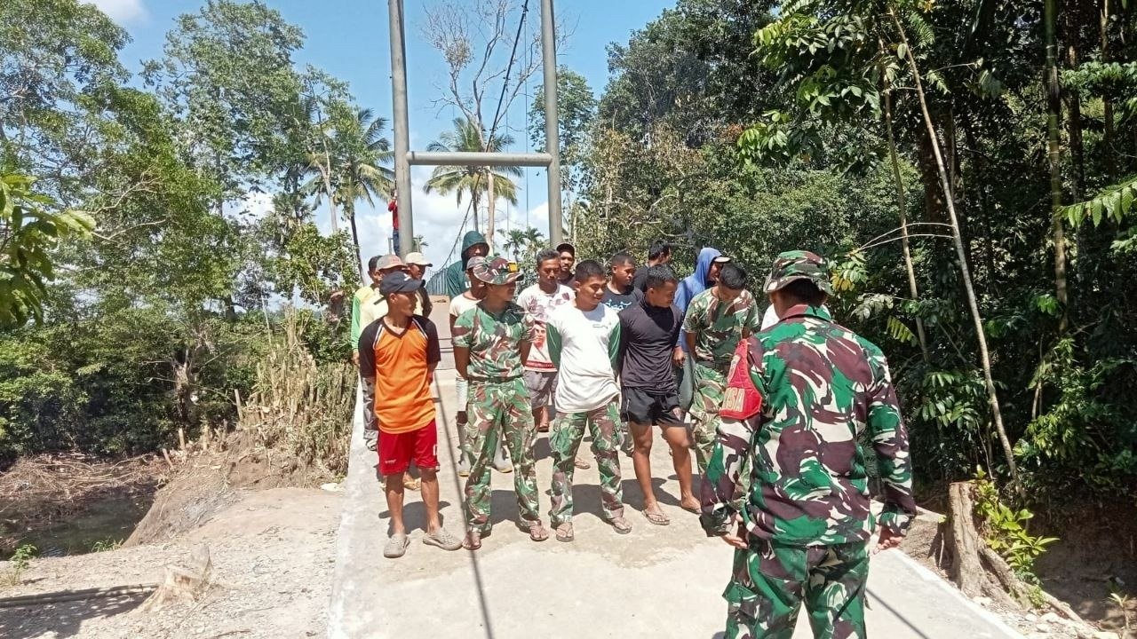 Apel Pagi Satgas TMMD ke-129 Kodim 1407/Bone Bangun Semangat Personel dan Warga Sebelum Bekerja