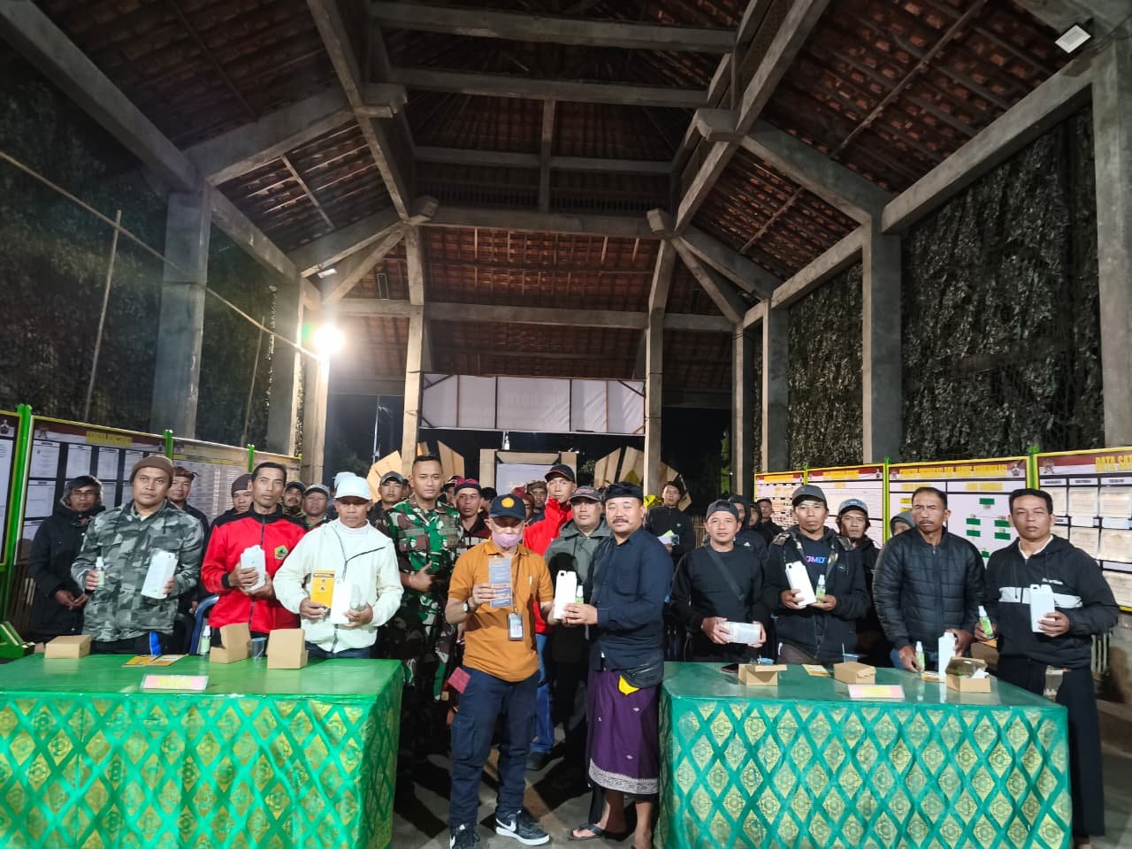 Edukasi PHMS Perkuat Ketahanan Peternakan Warga Desa Sekardadi