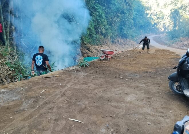 Sentuhan Akhir Pengerjaan Jalan TMMD, Satgas dan Warga Pastikan Hasil Rabat Beton Lebih Berkualitas