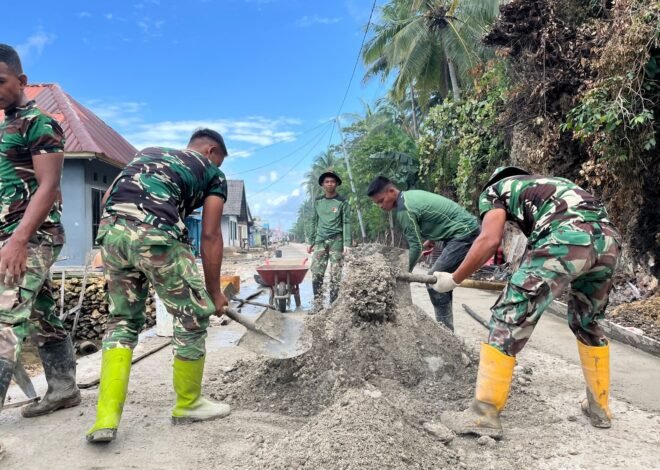 Satgas TMMD Bersama Masyarakat Kembali Lanjutkan Pekerjaan Rabat Jalan