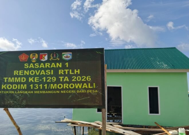 Pemasangan Dinding Luar RTLH Ibu Samsia, Satgas TMMD Ke-129 Wujudkan Hunian Layak bagi Warga