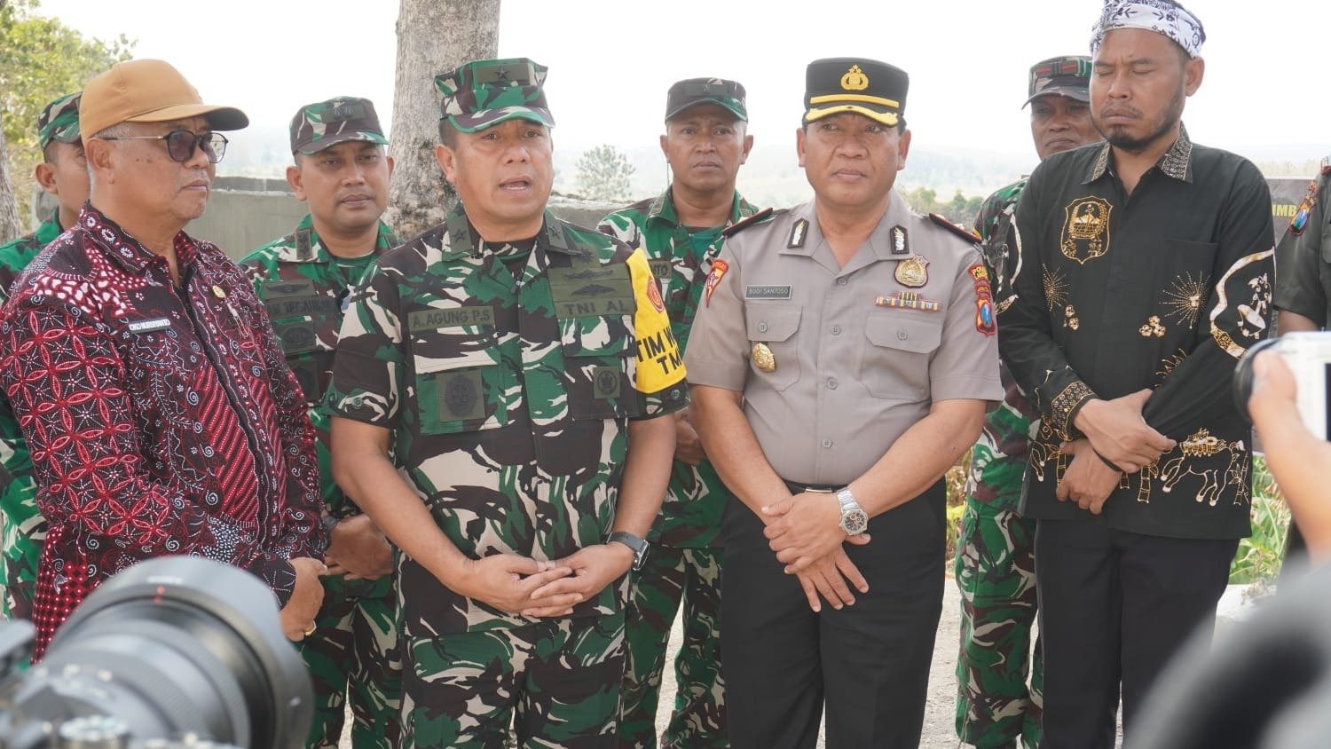 Diwawancarai Awak Media, Ketua Tim Wasev TMMD 129 Berharap Pembangunan Kodim 0812/Lamongan Jadi Angin Segar dan Cahaya Baru Warga Tlemang