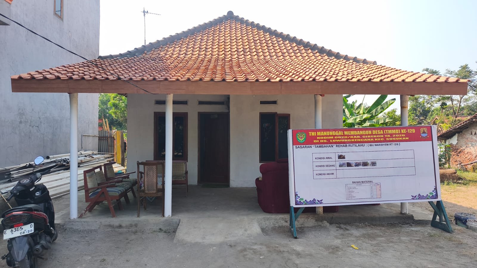 Rehab RTLH Ibu Warsiyem Rampung, Rumah Kedua Sasaran TMMD ke-129 Kodim 0620/Kabupaten Cirebon Berhasil Diselesaikan
