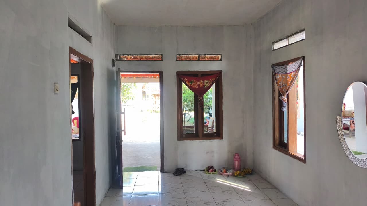 Semangat Gotong Royong Berbuah Hasil, Rehab Rumah Ibu Warsiyem Tuntas dalam Program TMMD ke-129 Kodim 0620/Kabupaten Cirebon