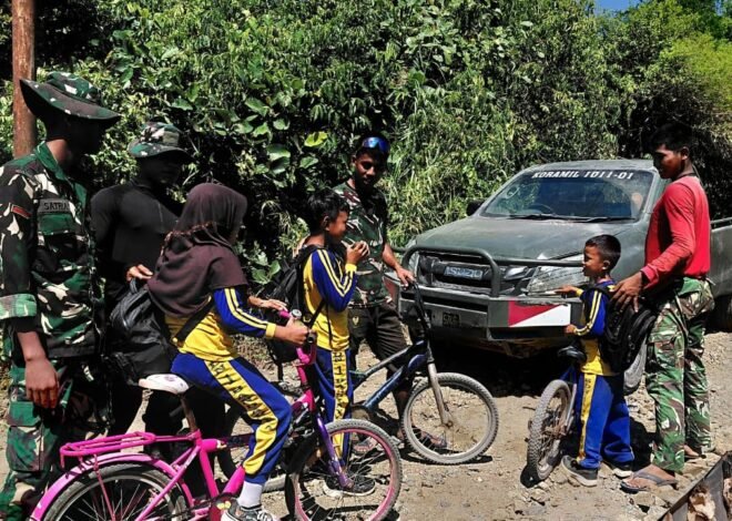 Gotong Royong Warnai Kehadiran Satgas TMMD Ke-129 Bersama Warga Bandar Raya