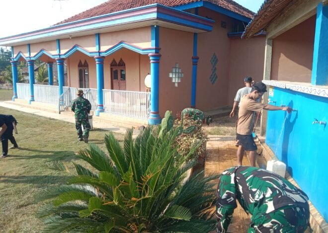 Sinergi TNI dan Warga, Satgas TMMD ke-129 Kodim 0412/Lampung Utara Sulap Masjid Nurul Iman Jadi Asri.