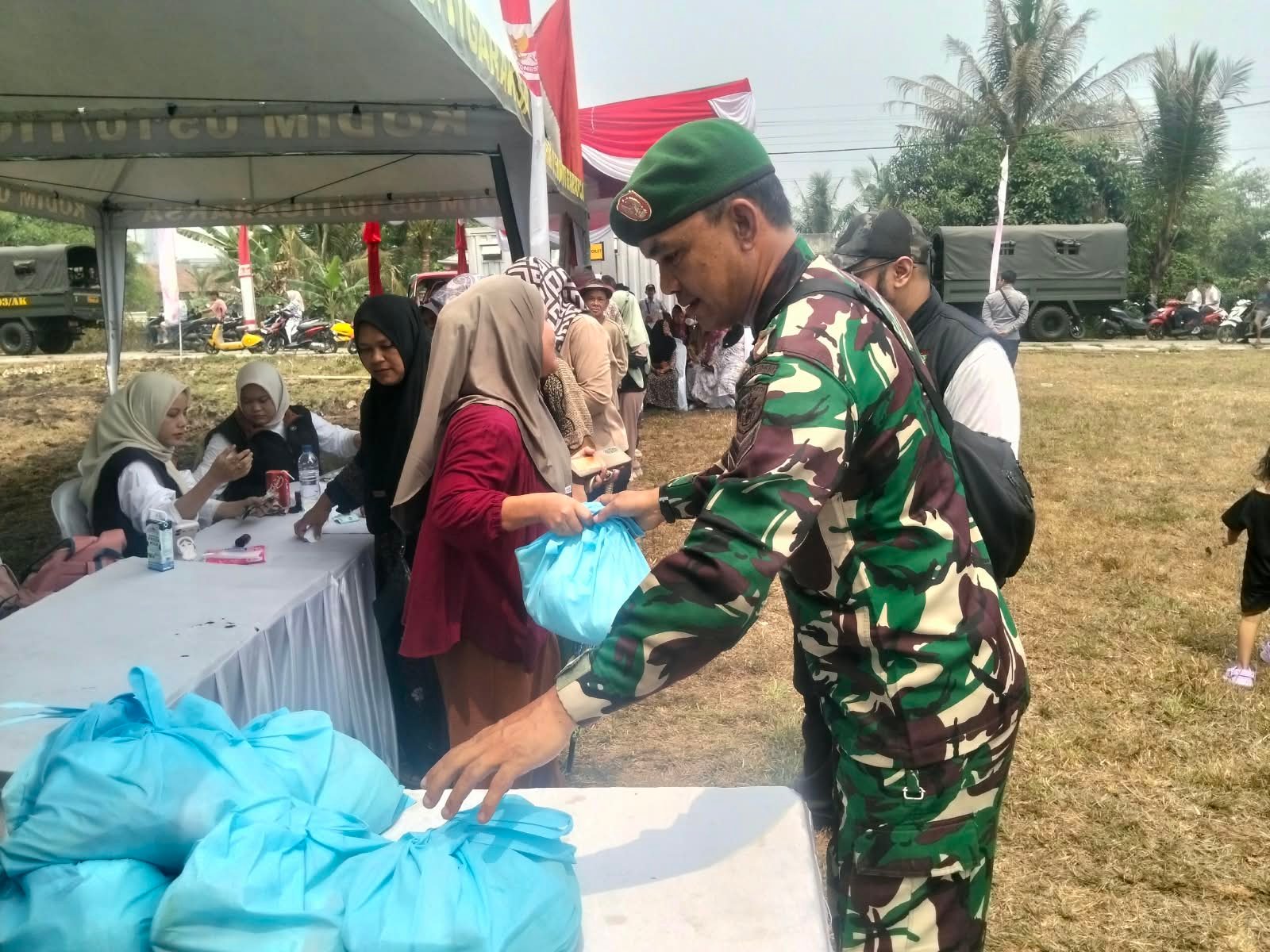 Kemeriahan TMMD ke-130: Warga Antusias Ikuti Program Pangan Hemat di Tangerang