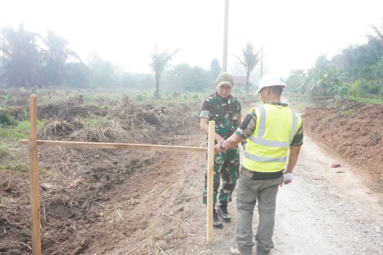 Perbaikan Jalan di Parumpanai Melalui TMMD Wujudkan Keterhubungan Ekonomi Lebih Baik