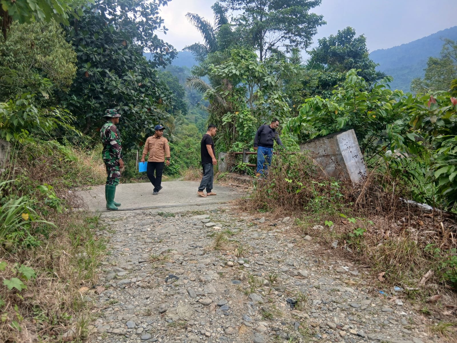 Dusun Kelapa Dua Dapat Jembatan Baru, Mobilitas Masyarakat Semakin Lancar