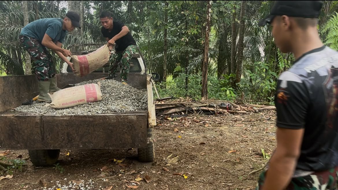 Koordinasi Tim Satgas TMMD Kodim 1210/Landak Pastikan Proyek Pembangunan Berjalan