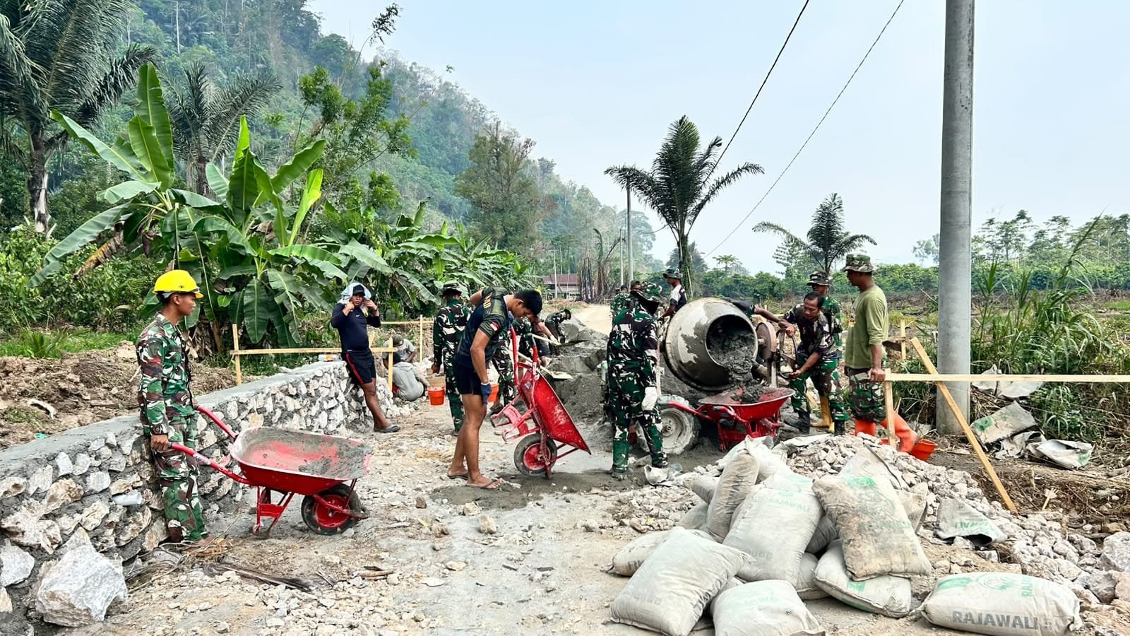 Pembangunan Infrastruktur TMMD ke-130 Perkuat Kesejahteraan Ekonomi Warga Parumpanai