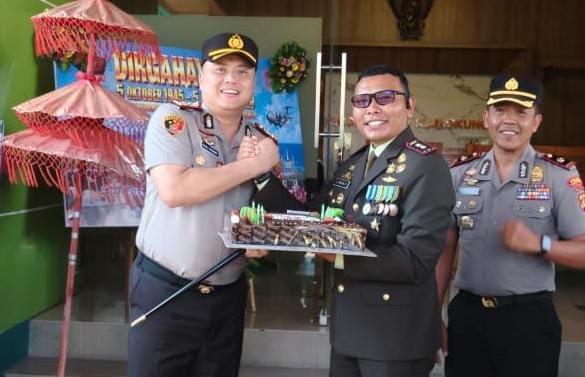 Kunjungan Kapolres Klungkung perkuat kolaborasi dengan TNI saat HUT ke-81