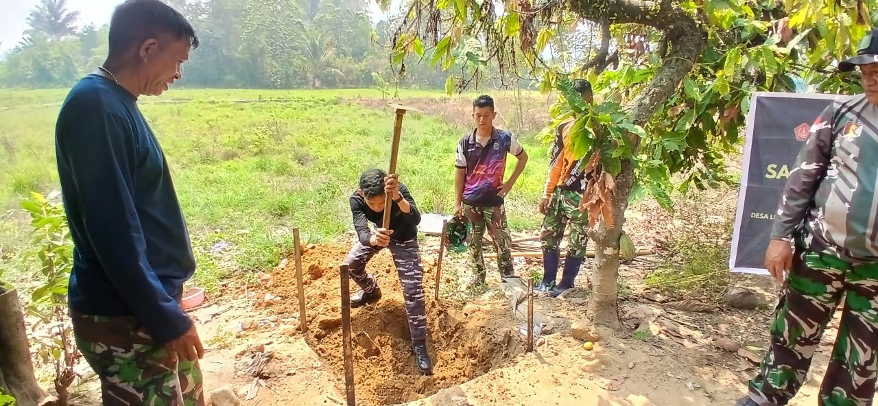 Satgas TNI Manunggal Mulai Proyek Mandi Cuci Kakus di Tiku Djobu