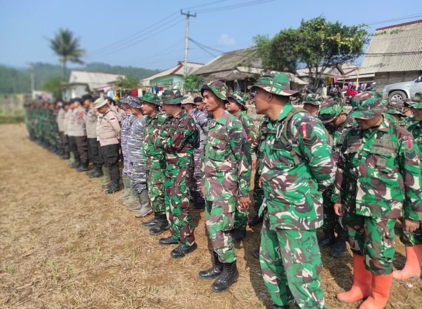 Satgas TMMD ke-130 Gelar Apel Pagi untuk Renovasi Rumah Warga di Lebak