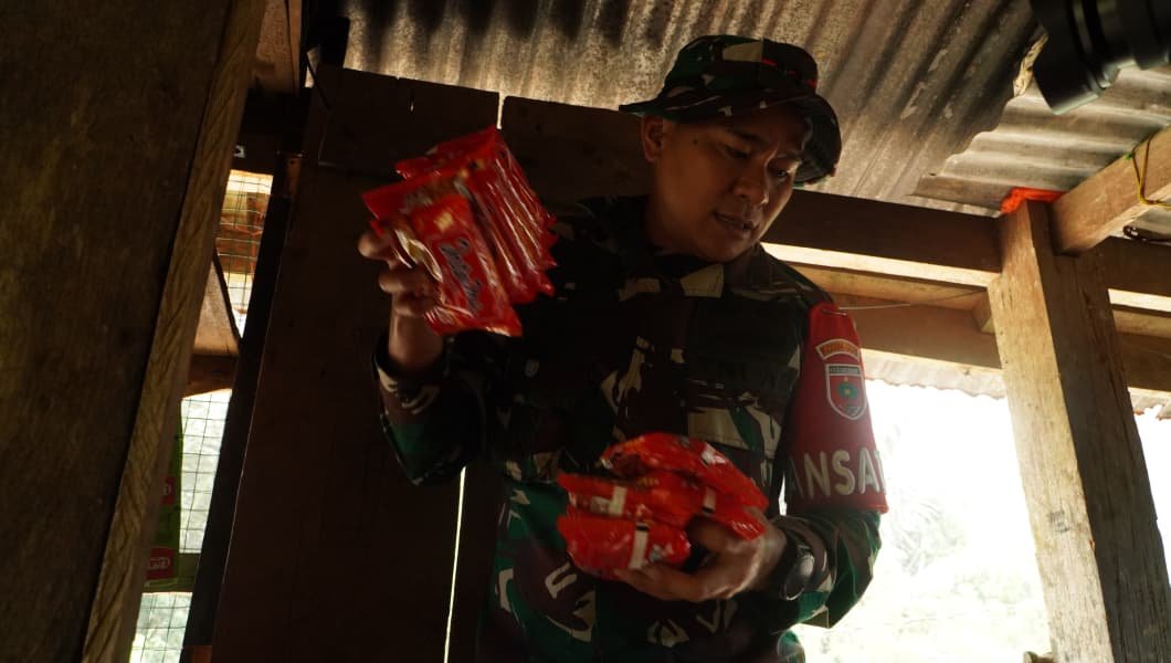 Kehadiran TNI dalam TMMD ke-130 Dongkrak Perekonomian Warga Rande-Rande