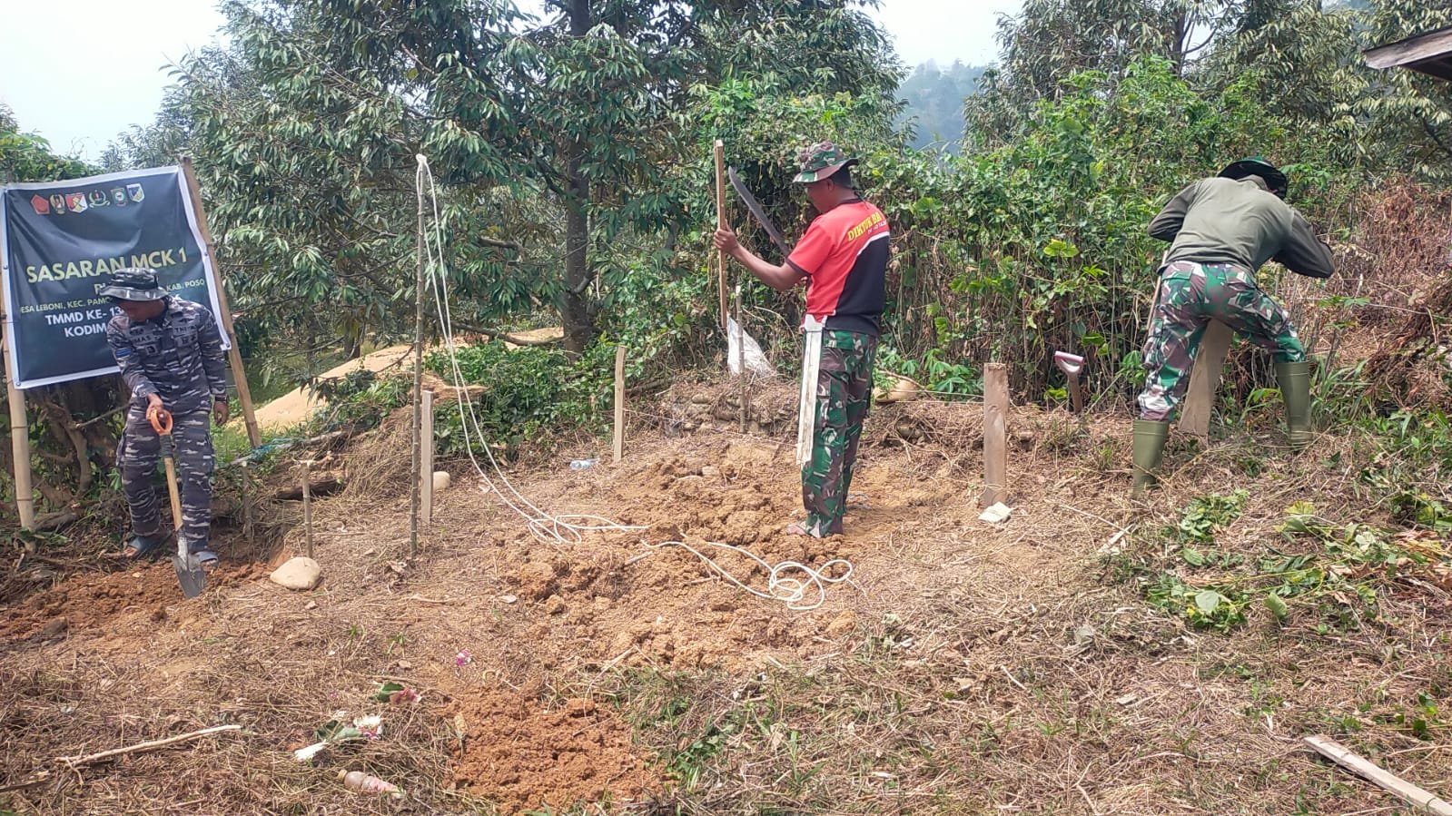 Satgas TMMD ke-130 mulai bangun MCK untuk mendukung kebersihan di Poso