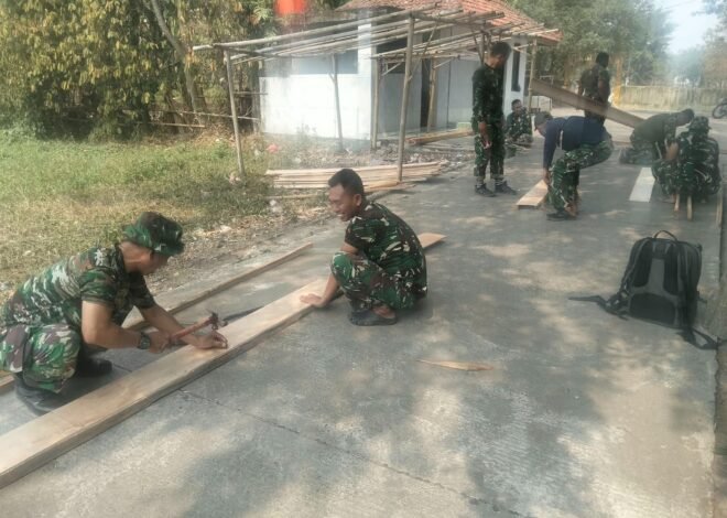 Infrastruktur Berkualitas: Satgas TMMD Kembangkan Bekisting di Desa Sumur Bandung