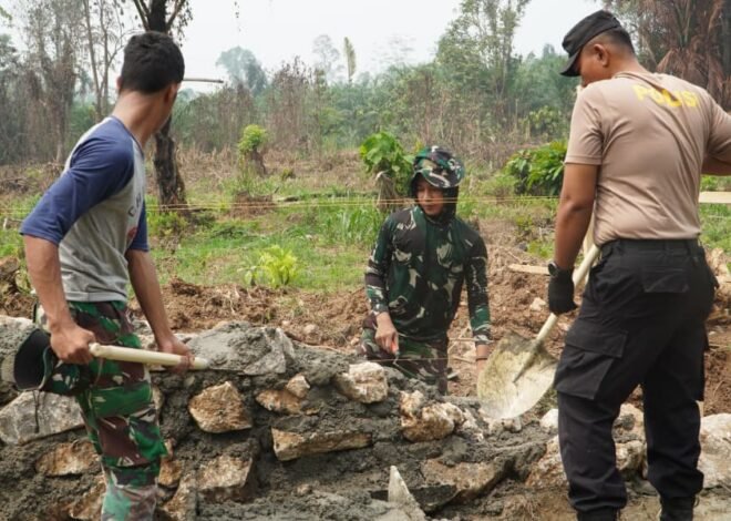 Sinergi TNI dan Polri Sukseskan Pembangunan Infrastruktur di Luwu Timur
