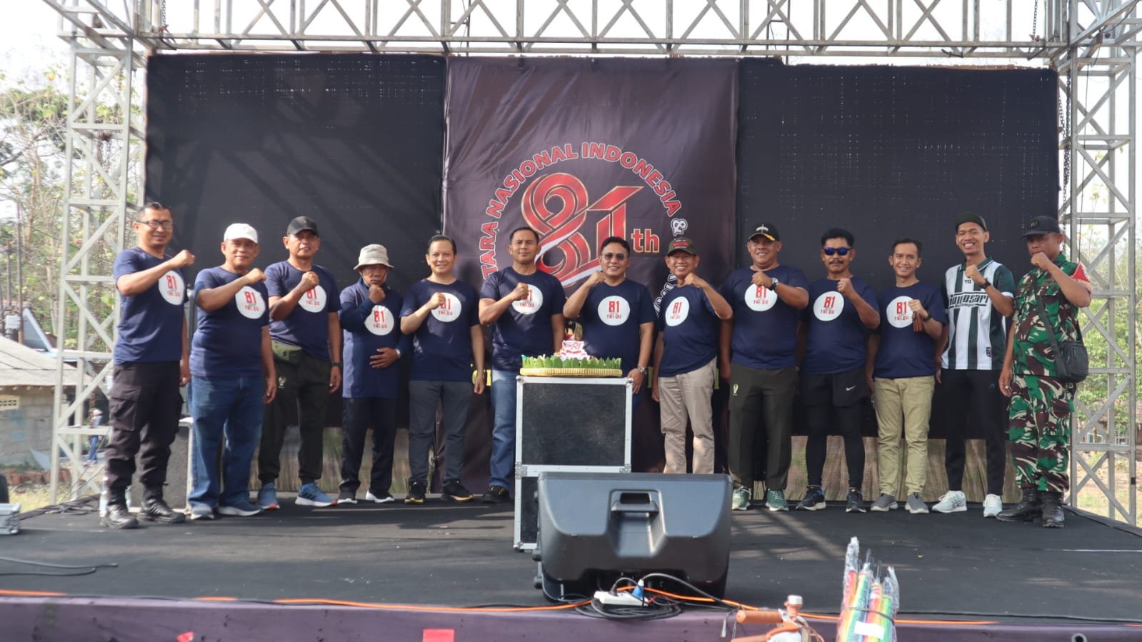 HUT ke-81 TNI: Kodim 0729/Bantul Ajak Warga Ikut Senam dan Jalan Santai