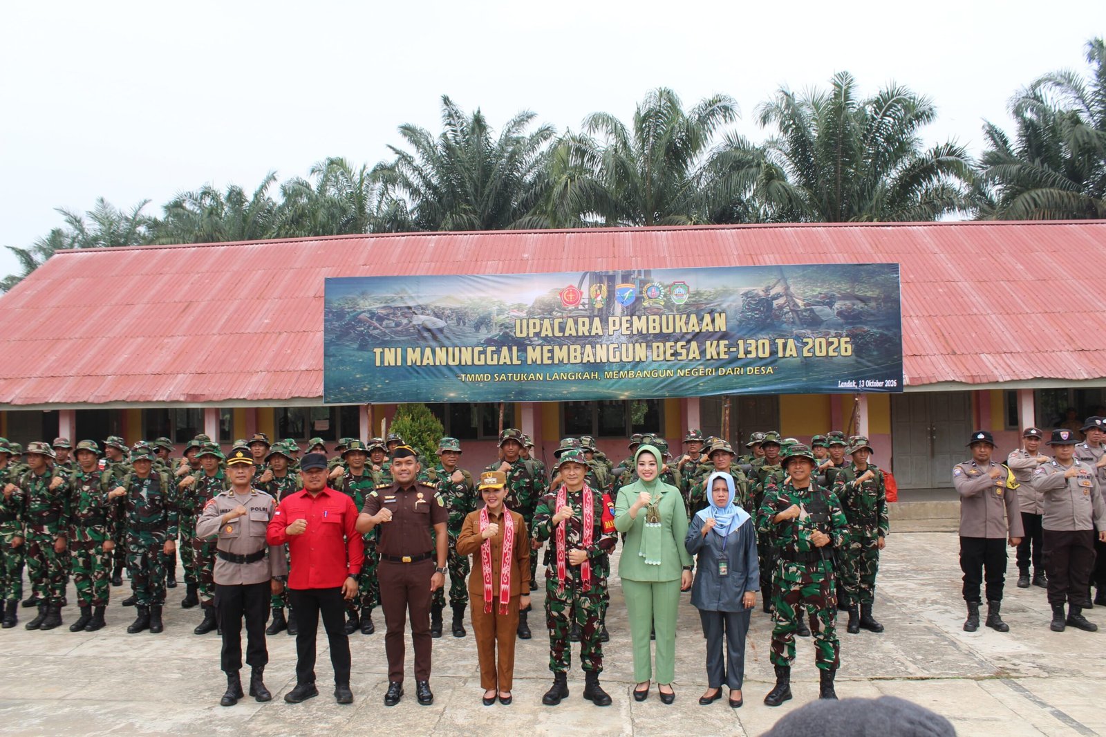 Keterlibatan TNI dan Rakyat dalam TMMD 130 Dorong Pembangunan Desa Amboyo Selatan