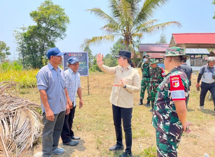 Pembangunan MCK di Desa Leboni Diperiksa Bupati dan Dandim Pasca TMMD